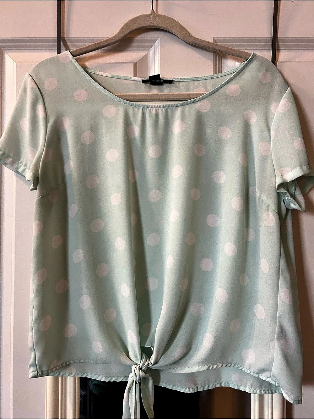 Forever 21 Polka Dot Tie-Front Top in Mint & White